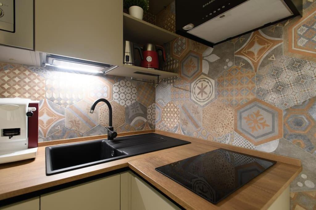Alessia Holiday House 90Mq Salerno Centro Luaran gambar
